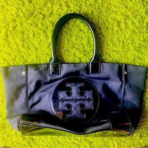 Large size Tory Burch ELLA PATENT TOTE BAG w/minimal wear and tear